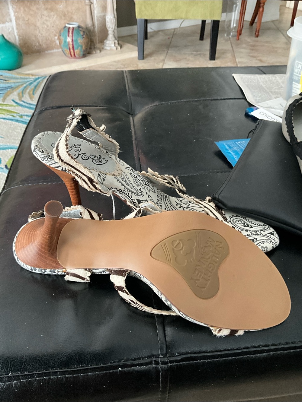 NAUGHTY MONKEY heels - Picture 3 of 3